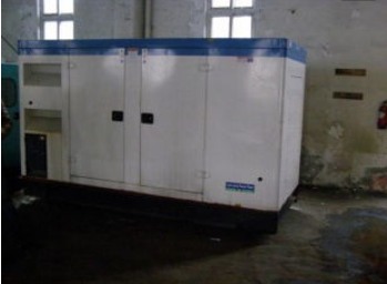 海城康明斯150kw大型柴油二手发电机组 海城康明斯150kw大型柴油二手发电机组